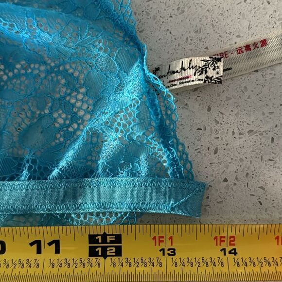 NWOT Free People Bright Eyes Bralette Blue Lace Sheer Flirty Romantic Adjustable - Picture 16 of 16